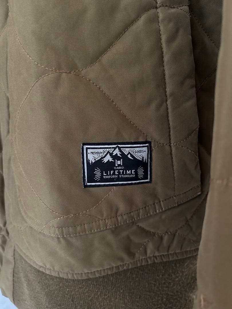 エルワン　スノボウェア　MA1タイプ