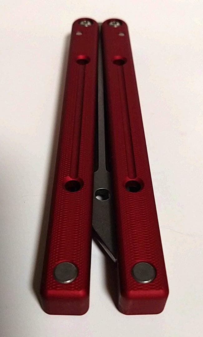 スクイッドトレーナーV4　バタフライナイフ　トレーナー