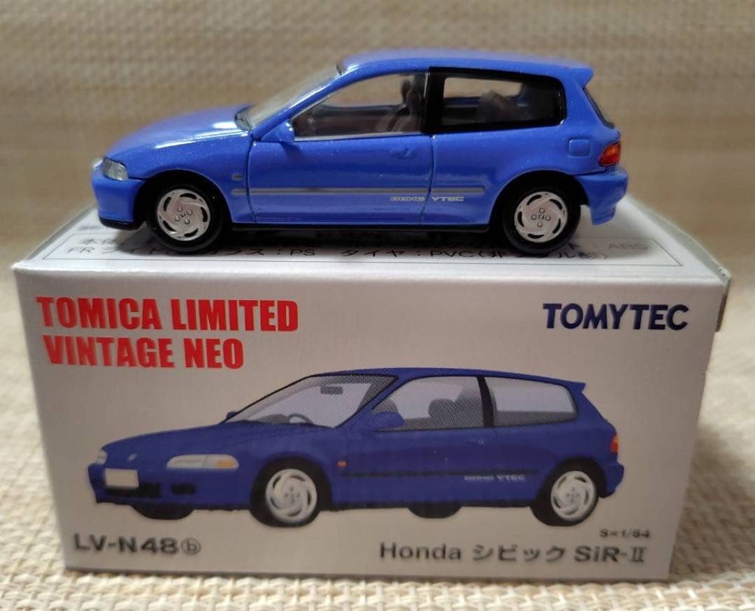 トミカリミテッドヴィンテージ LV-48b HondaシビックSiR-Ⅱ