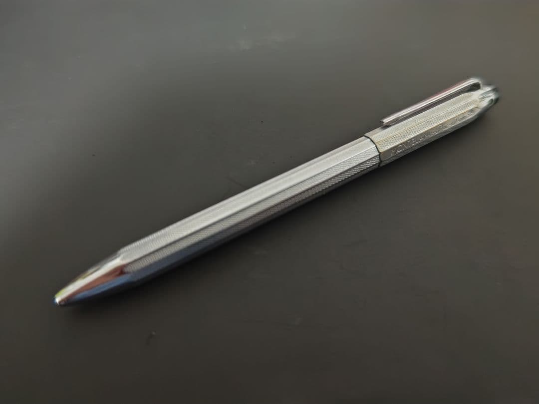 モンブラン　pix-o-mat 4色ボールペン　廃番