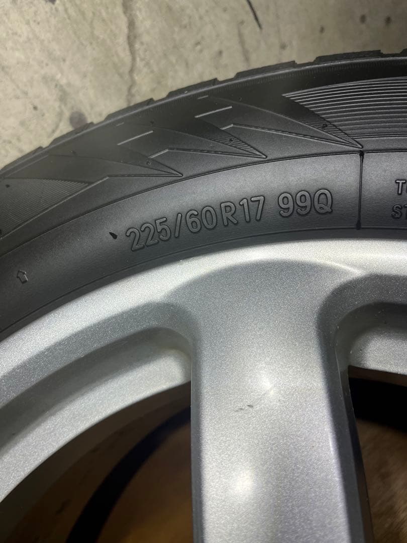 225/60R17 スタッドレスホイールセット　アルファード　ヴェルファイア