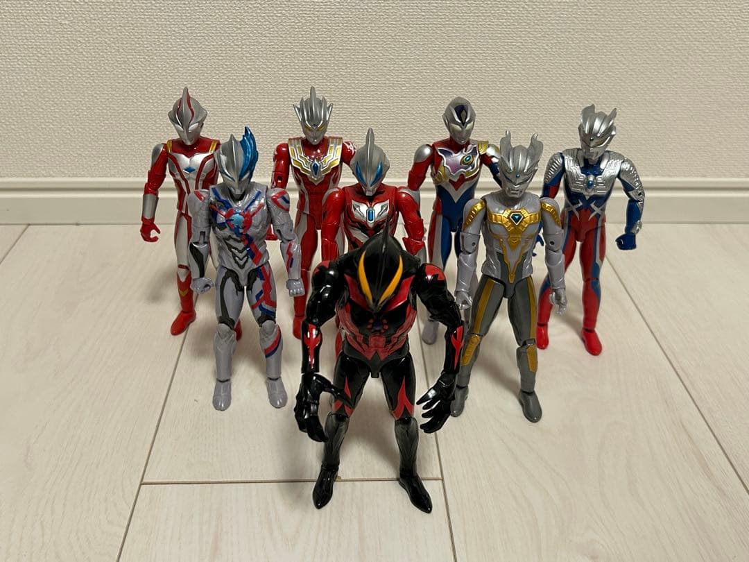 ウルトラマン関節可動フィギュア 8体セット