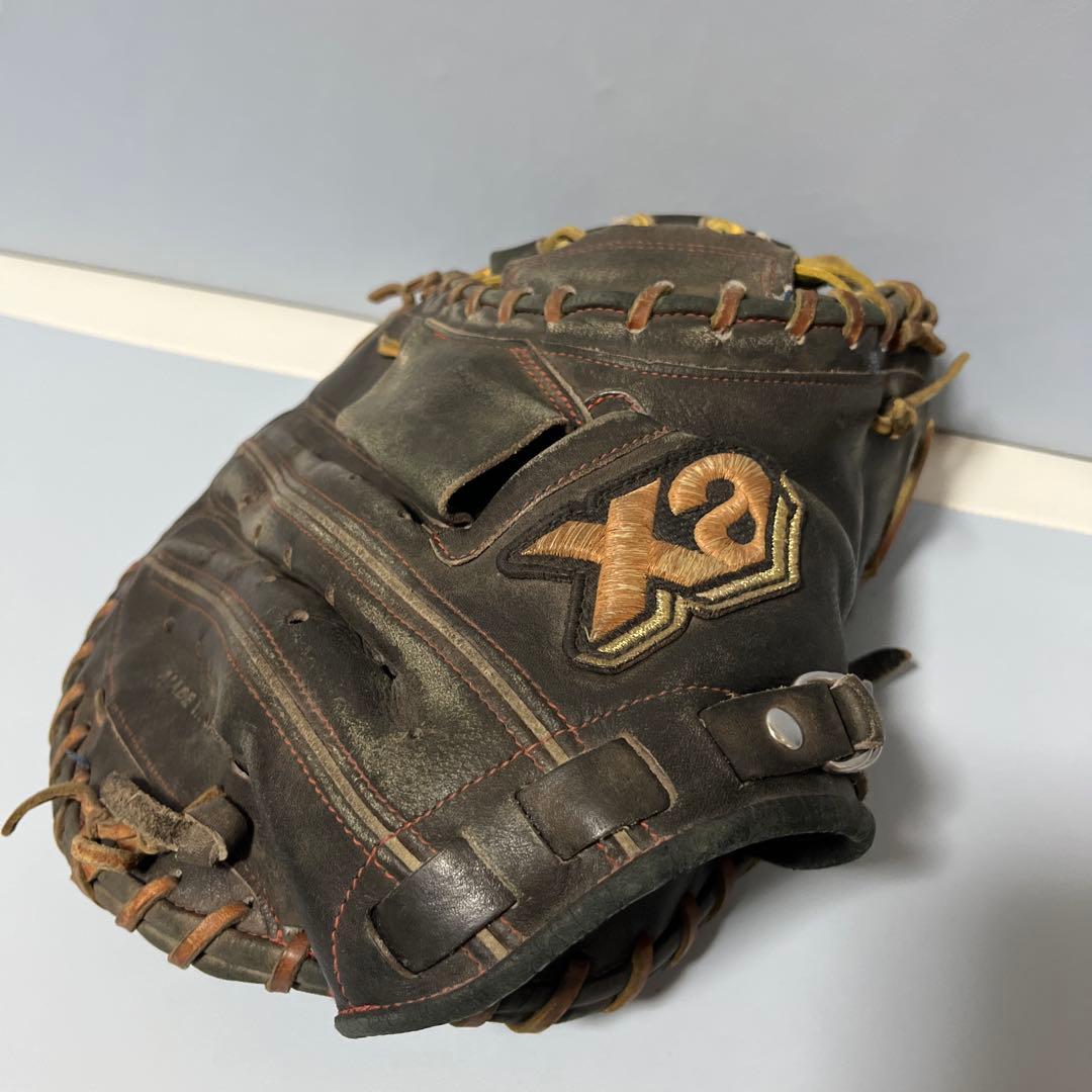 【希少】天皇杯・国体優勝選手使用 キャッチャーミット（ボロボロ）