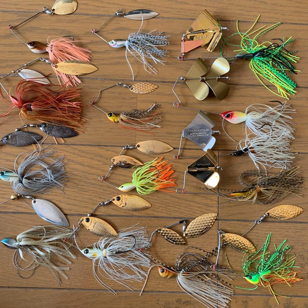 バス釣り引退BOXセット　おまけ新品未使用スピナーベイト 5枚付き