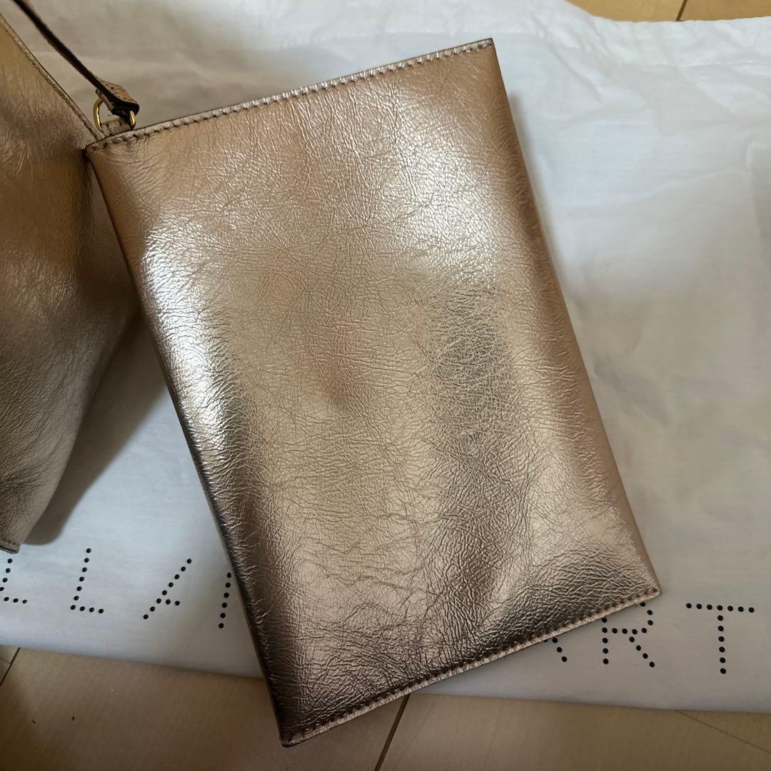 Stella McCartney ゴールド トートバッグとポーチ