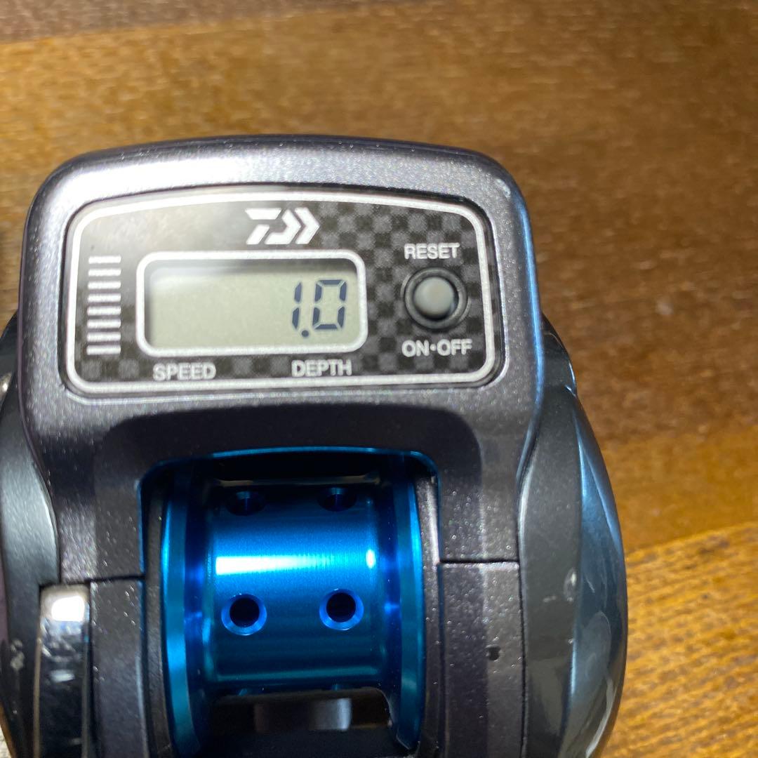 ロボちゃん。ダイワ SALTIST ICS-10SH-L リール