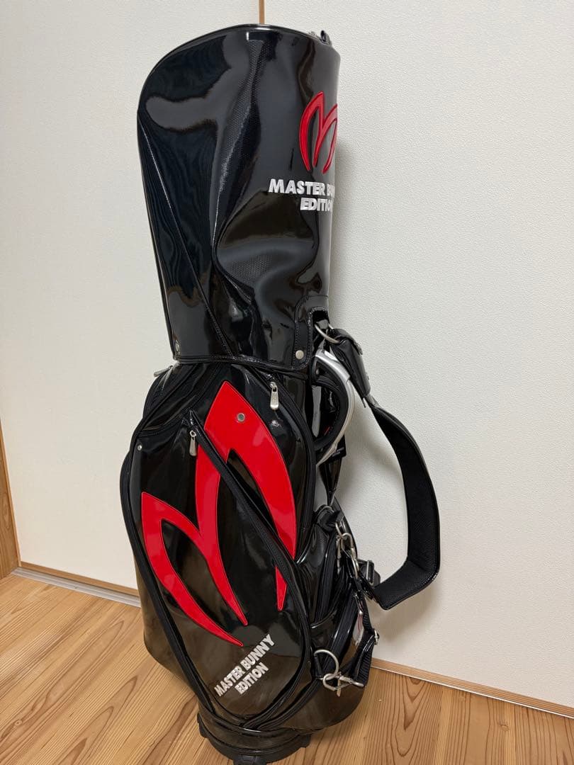 美品★MASTER BUNNY EDITION ゴルフバッグ エナメルブラック
