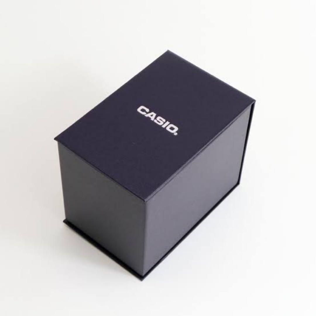 【電波ソーラー】新品未使用 CASIO 腕時計 ホワイト