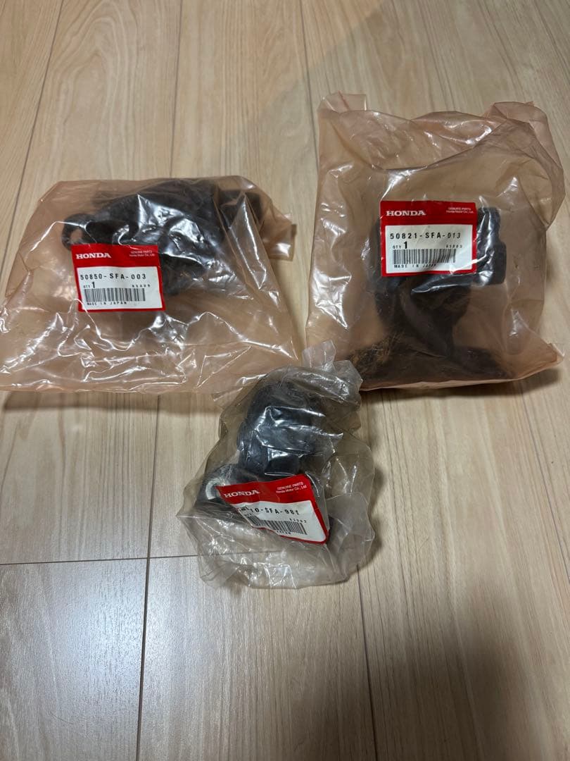 ホンダLife JB7ターボ　エンジンマウント