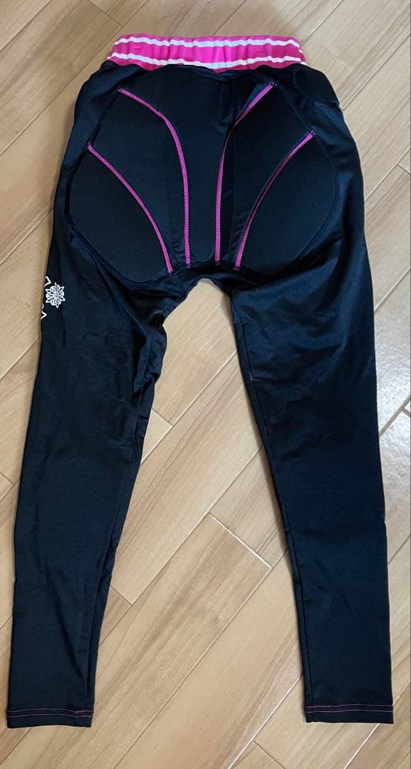 女性用スノーボードウェア【OP、SISTA J】