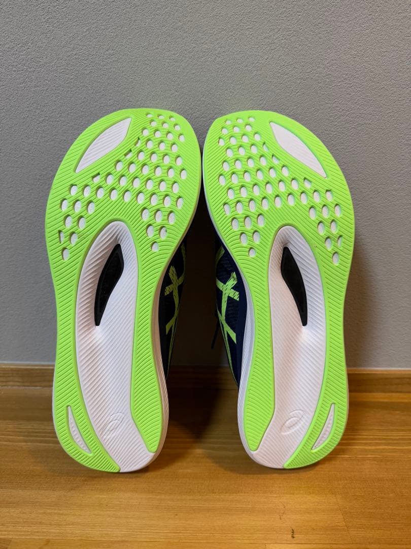 【新品・未使用】 asics MAGIC SPEED 3