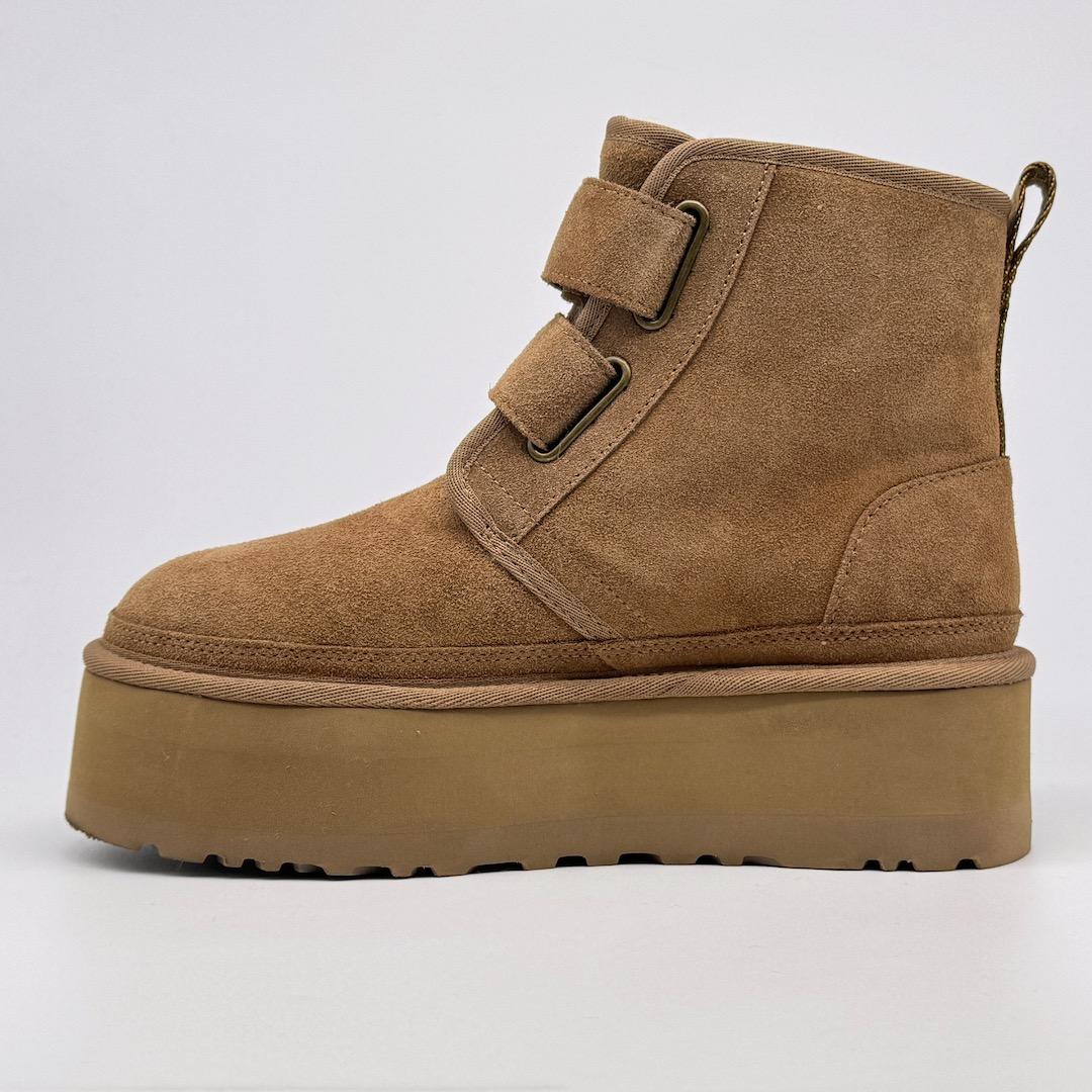 美品 UGG アグ W NEUMEL PLATFORM ブーツ 24cm