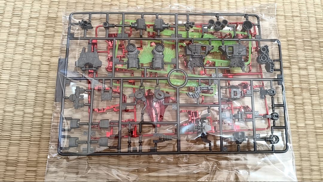 RG 1/144 沙扎比　赤メッキ色