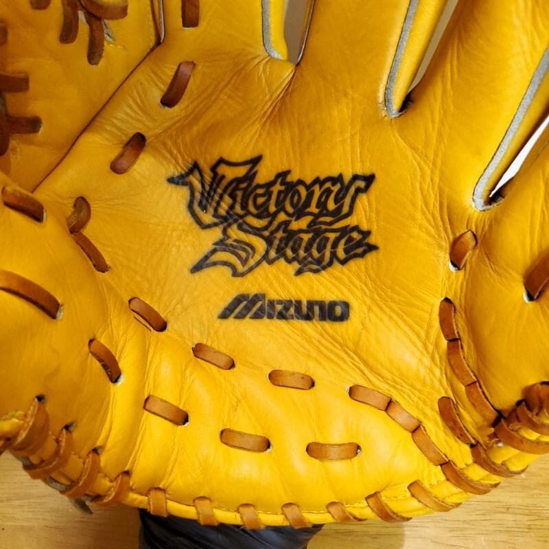 ミズノ ビクトリーステージ 限定レッドラベル IBEライン 内野用 軟式グローブ