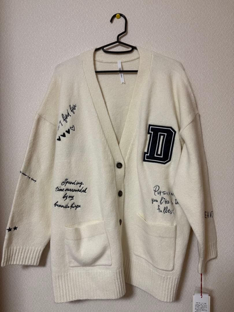 Dignite collier（ディニテコリエ）★Vネックニットカーディガン