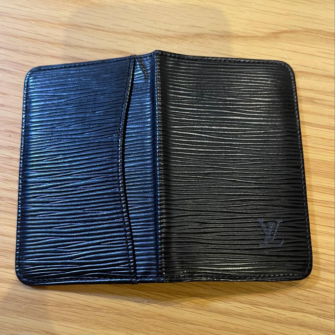★美品★ルイヴィトンLOUIS VUITTON エピ カードケース 名刺入れ