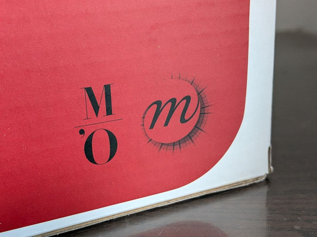 新品だけど少し傷ありオルセー美術館　ポンポン　木製おもちゃ　シロクマ　パリお土産