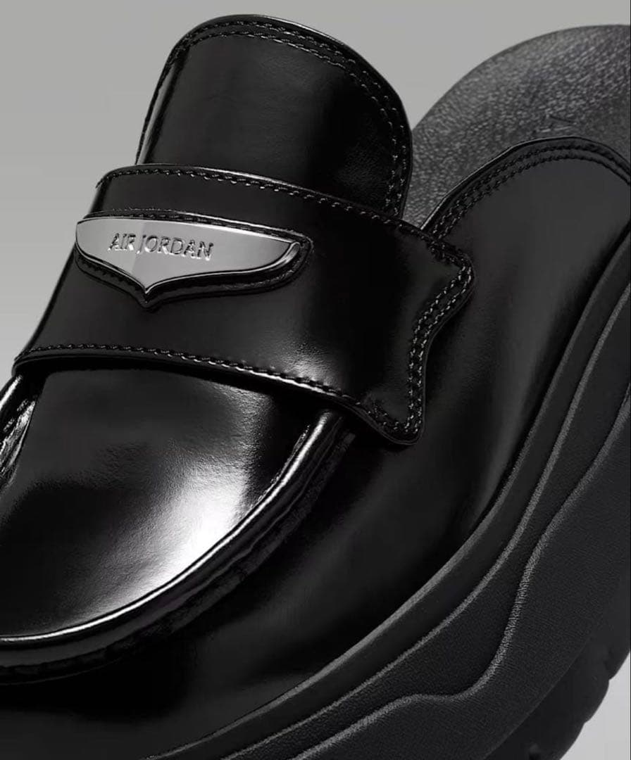 箱付き新品未使用 ナイキ エアジョーダン ローファー 厚底 25cm