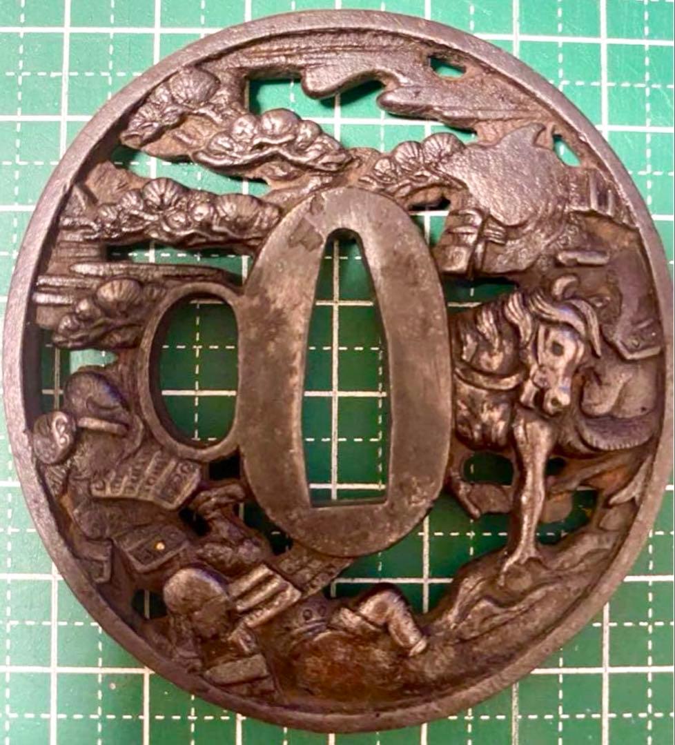 希少　鍔　つば　日本刀　刀鍔　鐔　ツバ　アンティーク 美術品