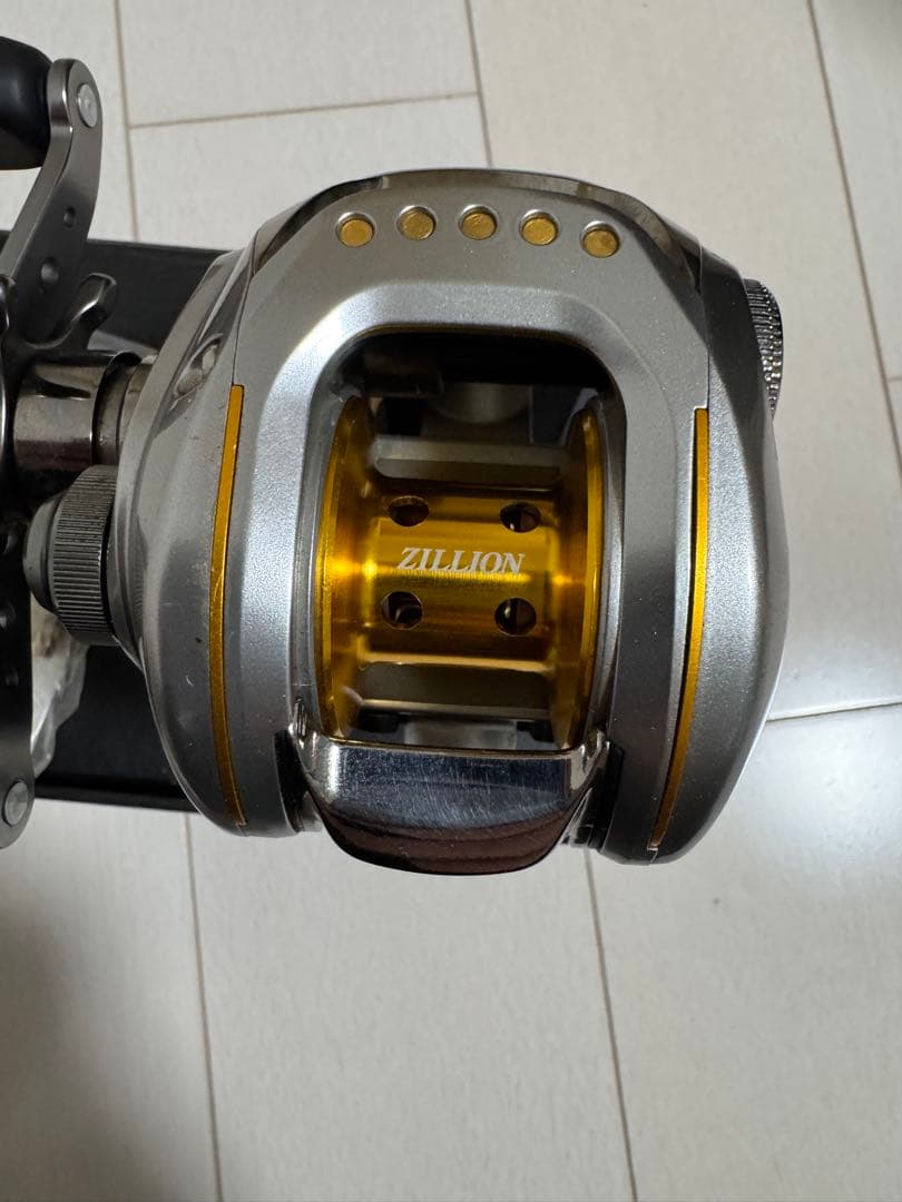 ダイワ Zillion 100HL ギヤ比4.9カスタム