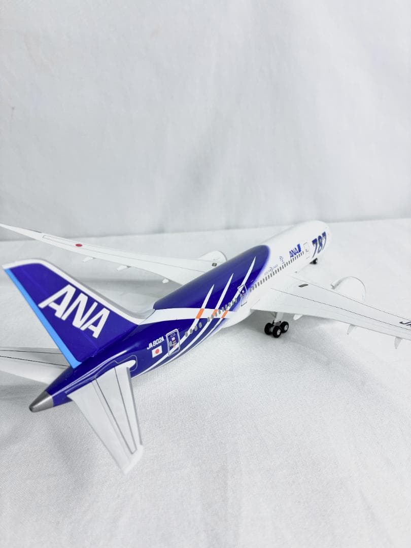 ANA ◼︎ BOEING 787-8 NH20051　航空機模型　全日空商事