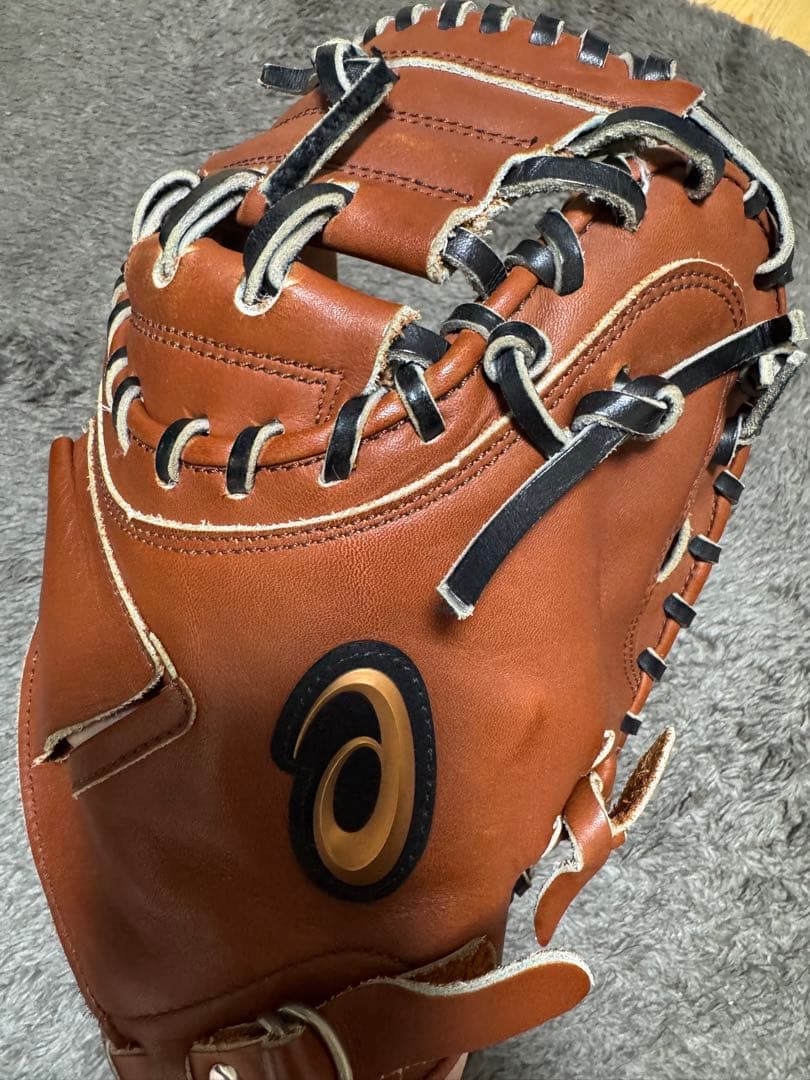 美品　硬式用キャッチャーミット asics NEOREVIVE(使用頻度少なめ)