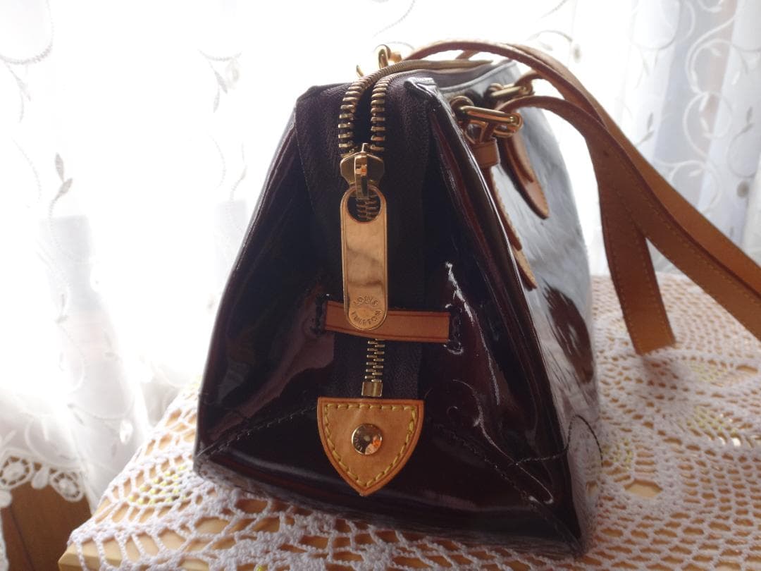 ルイヴィトン ヴェルニ ローズウッド・アヴェニューM93510