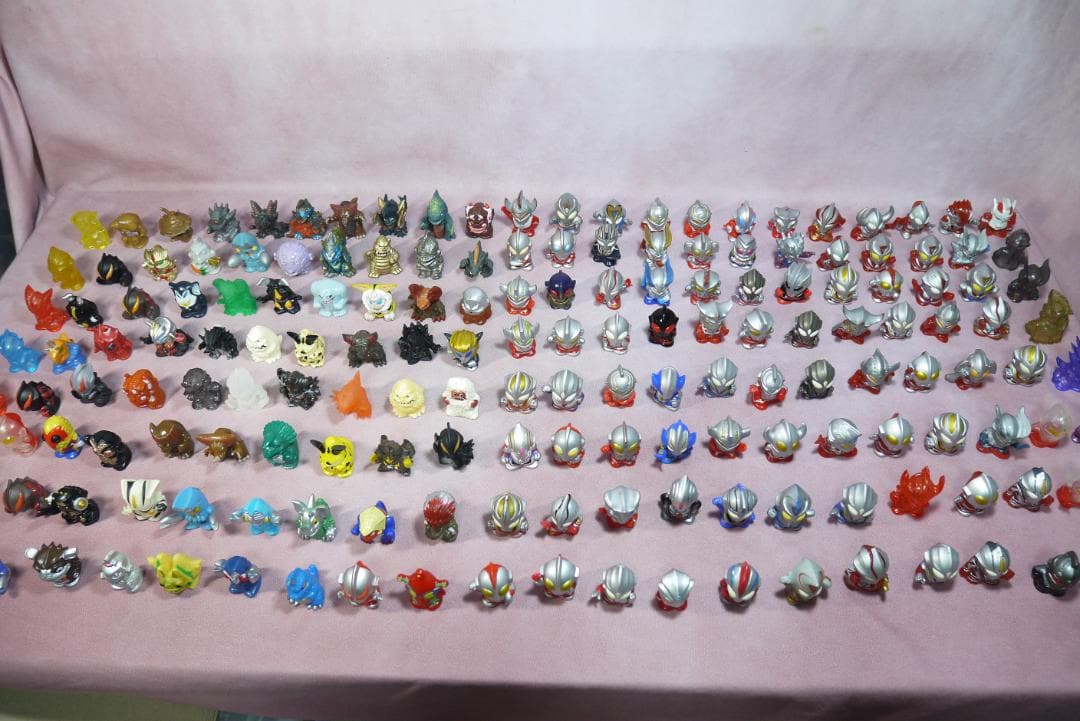 ウルトラマン　ウルトラ怪獣　指人形　176個