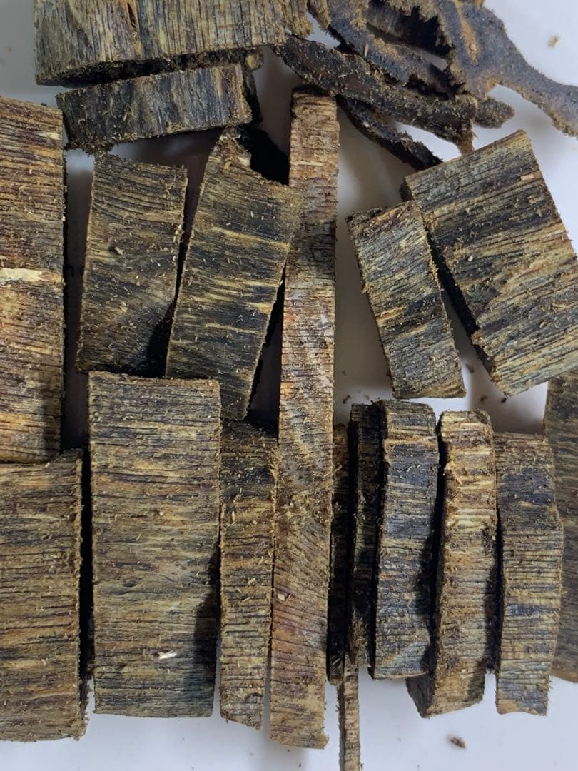 極上黒伽羅 沈香 香木 重さ:20.2g A-9