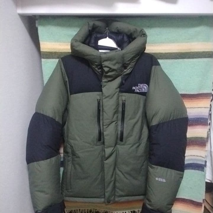 吉*ト様 ノースフェイス　バルトロライトジャケット　グリーン×ブラック　M
