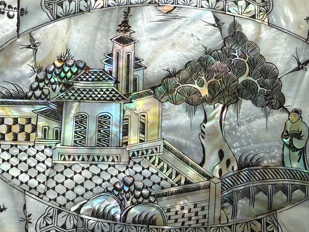 中国　清時代　螺鈿圖紅木箱　アンティーク　送料込み251108