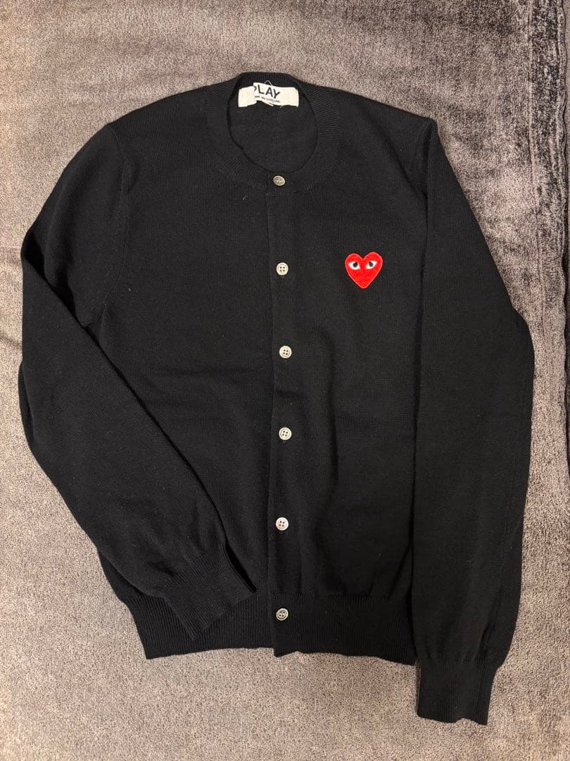 PLAY コムデギャルソン/カーディガン(ブラック/Mサイズ)