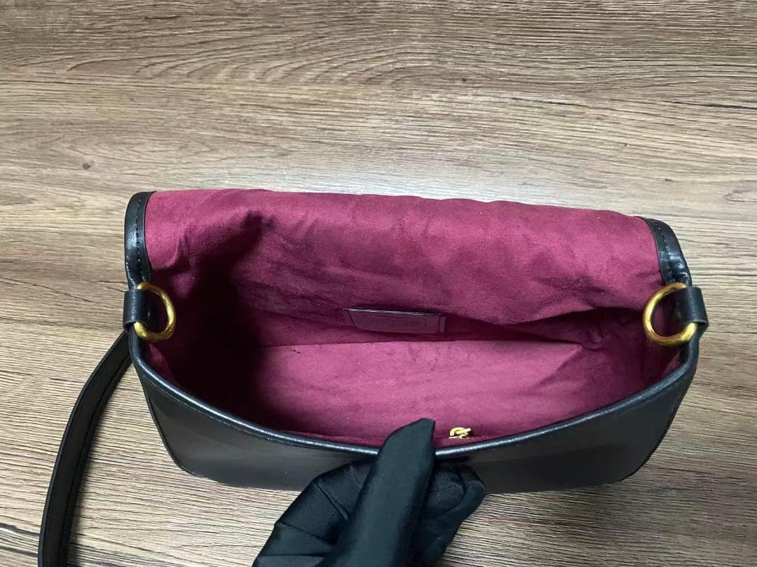 COACHブラックレザーショルダーバッグ