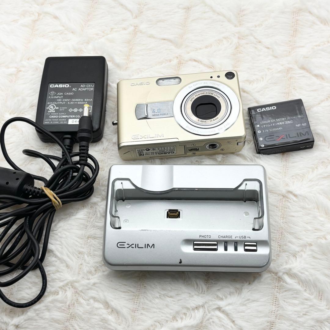 美品 動作良好✨ CASIO EXILIM EX-Z40 ゴールド