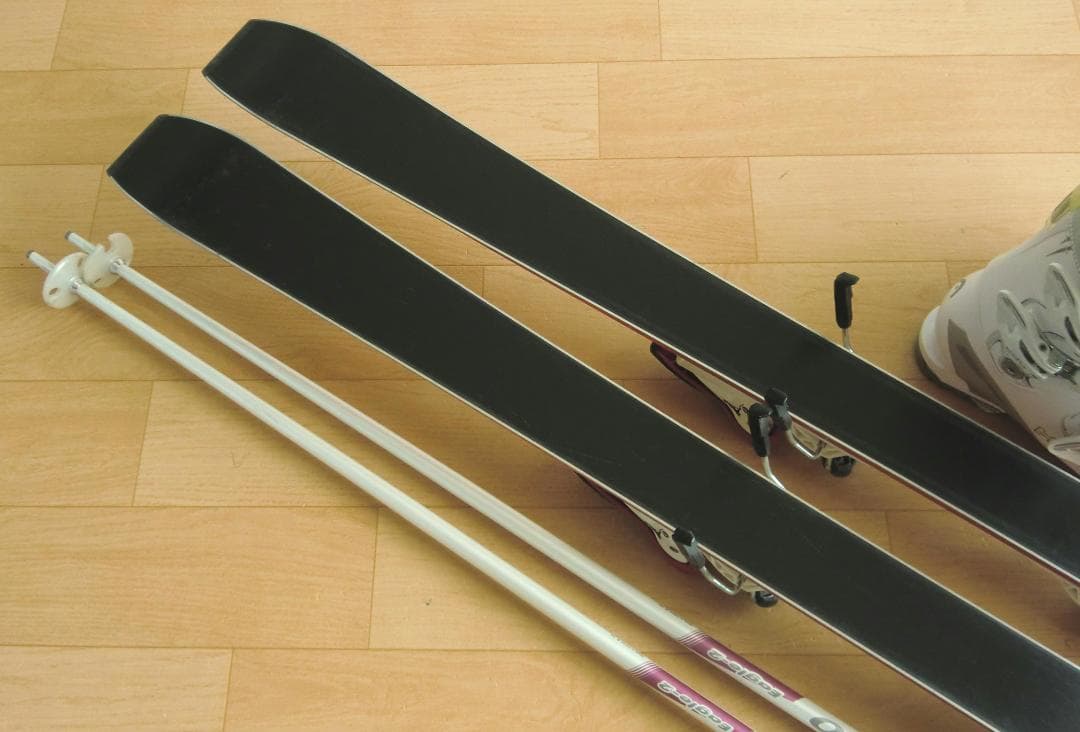 ■送料無料■ロシニョール■女性用スキーセット■板154靴25-25.5■メンテ■