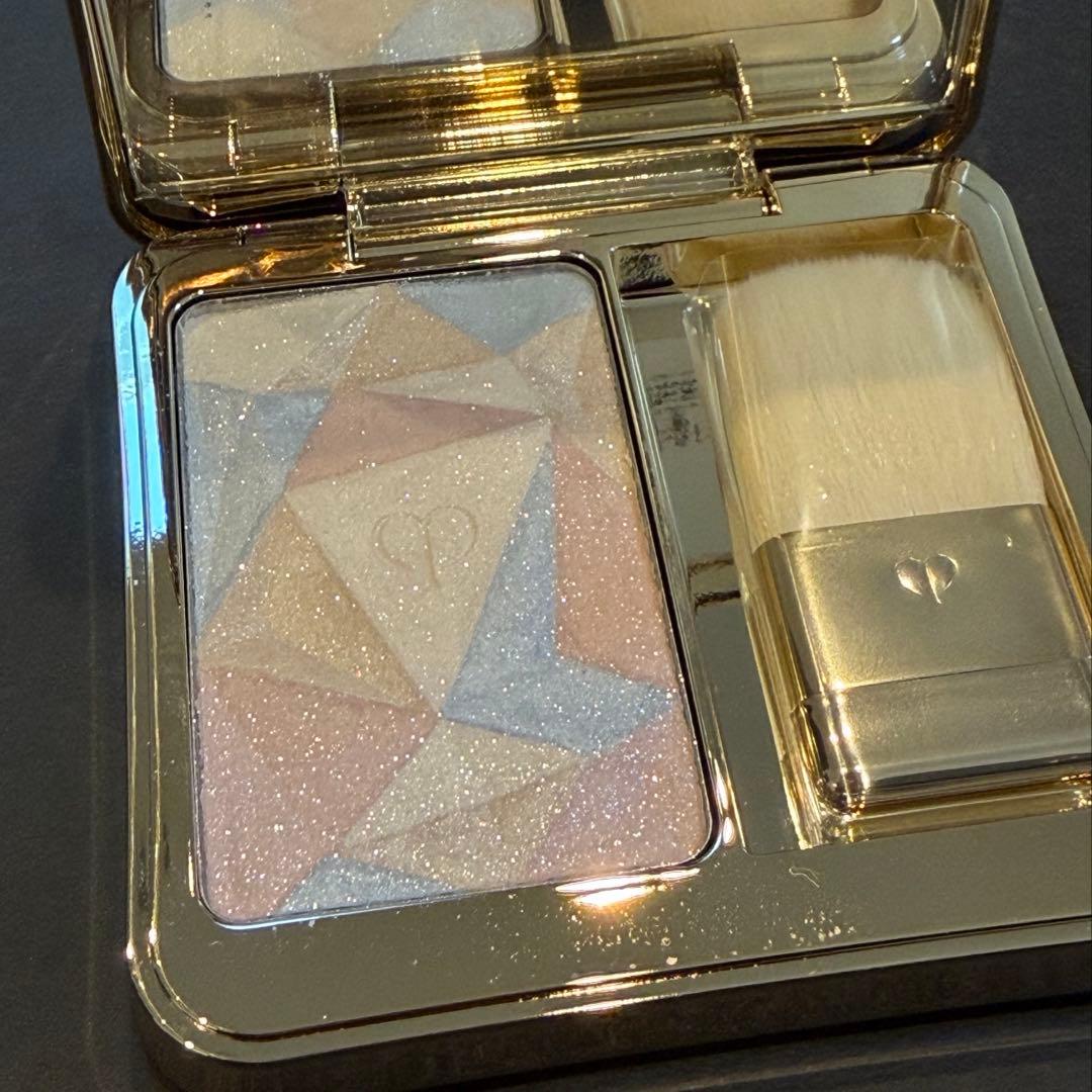 クレ・ド・ポー ボーテ ル・レオスールデクラ 21