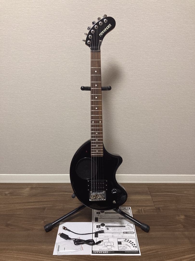 ほぼ新品 FERNANDES ZO-3 黒 イヤホンジャック付USBアダプター付
