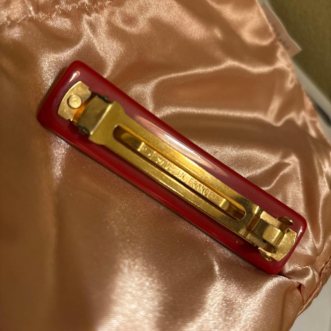 ゆうルイヴィトン　ヘア　バレッタ　レッド