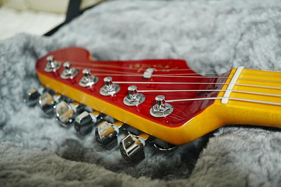 【最終値下げ】American Ultra Luxe Stratocaster