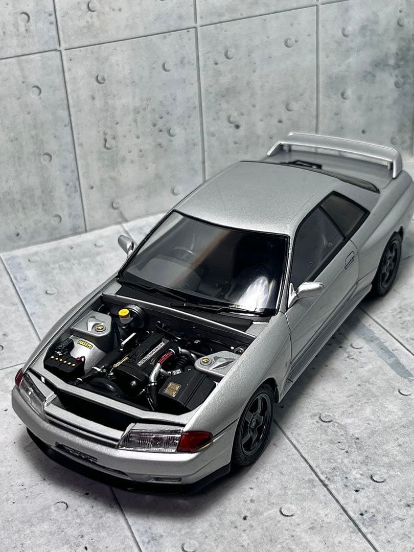 1/24ニッサンスカイラインR32-GTR完成品