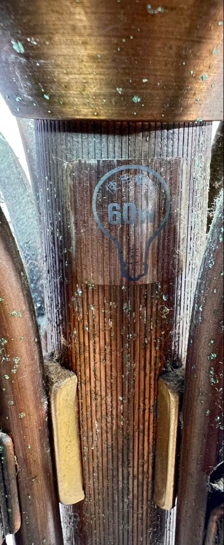 クラシックスタイル 4灯シャンデリア