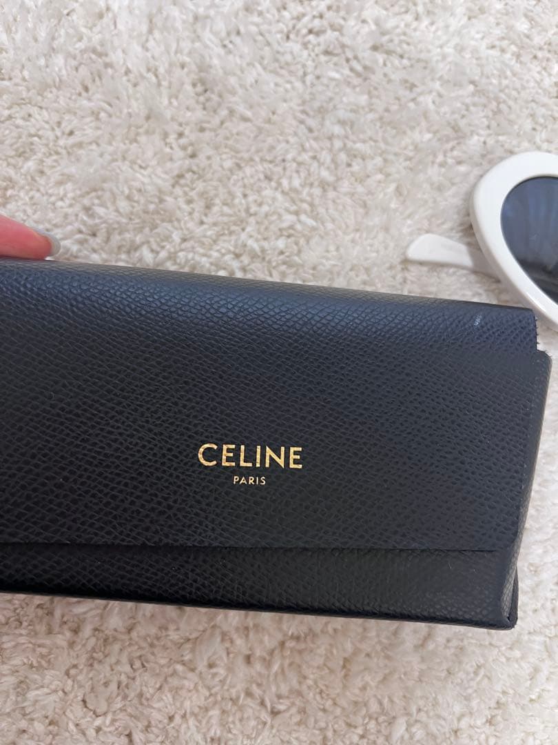 CELINE ホワイトサングラス ケース付き