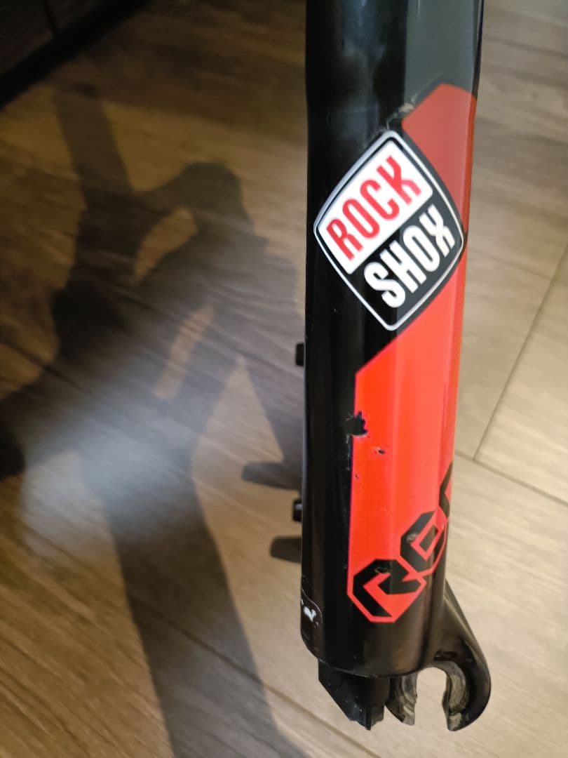 26インチ用　ROCKSHOX RECON SILVER TK 100mm