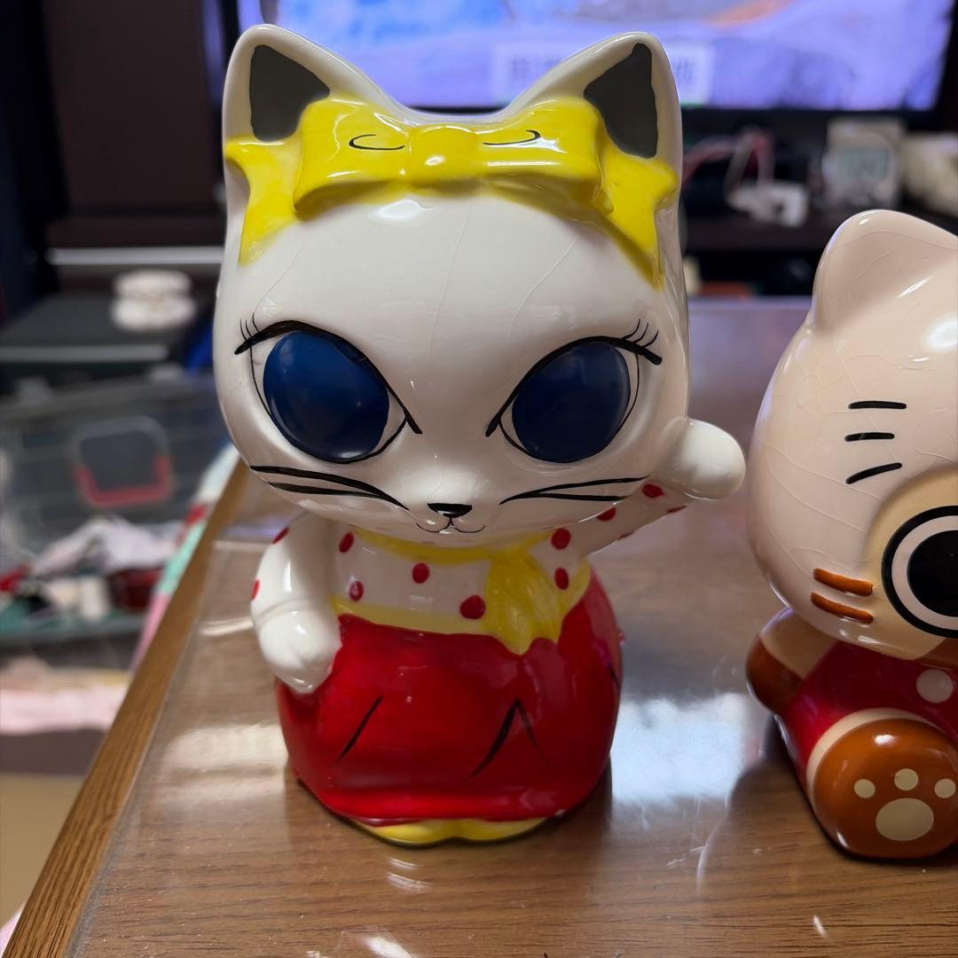 ナムコなんじゃタウン　ハローキティとモンスターハンター陶器フィギュアセット