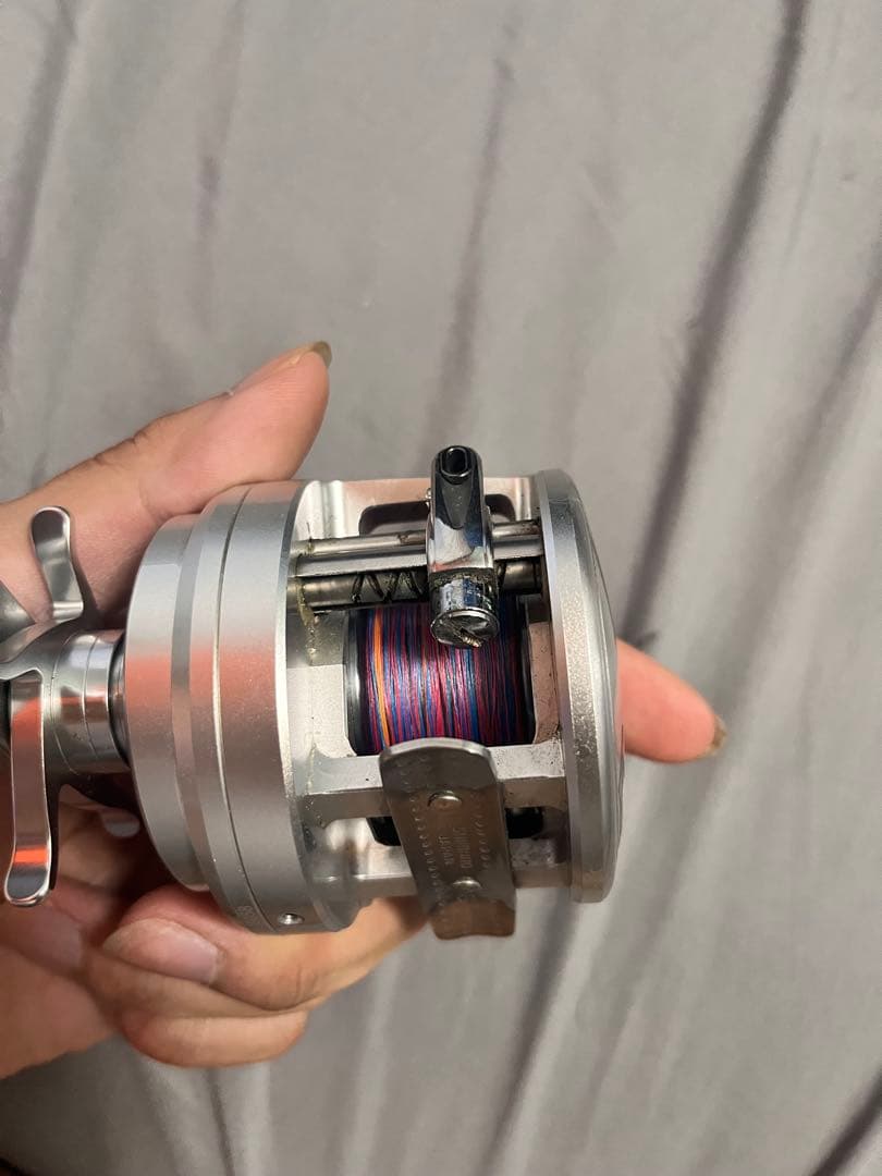 SHIMANO CALCUTTA 300Hg ベイトリール 箱付属してない