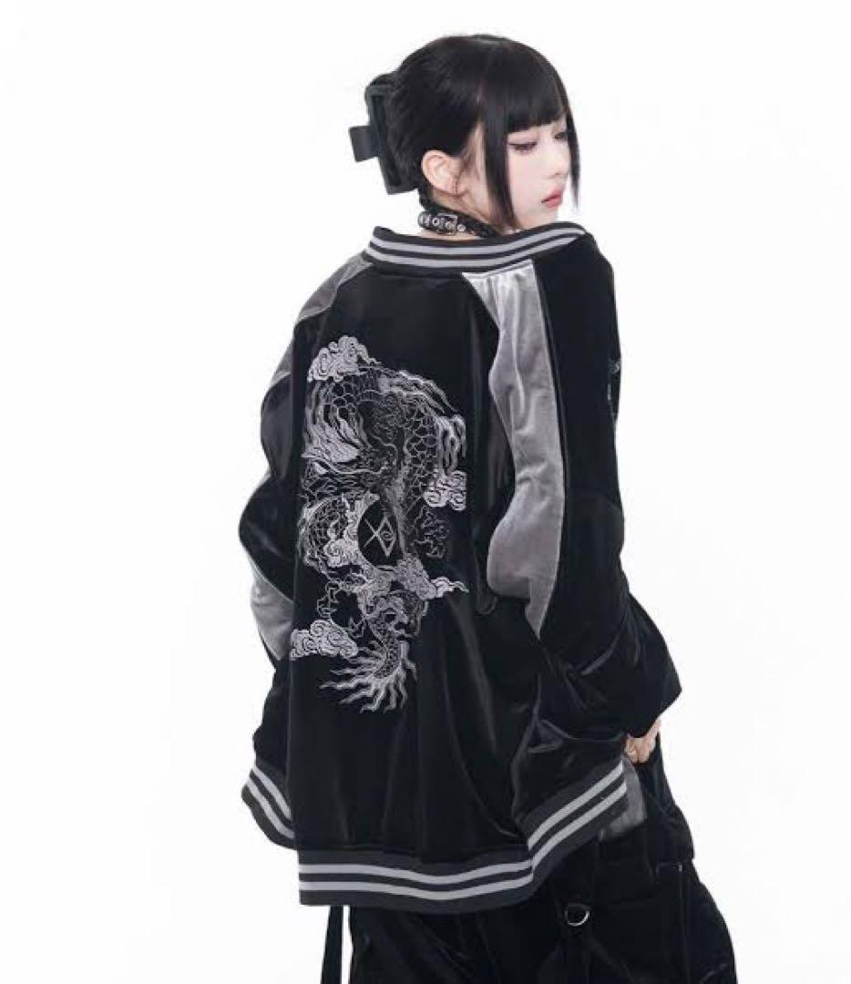 【極美品】レフレム ベロア刺繍スカジャン ドラゴン 黒 オーバーサイズ 男女兼用