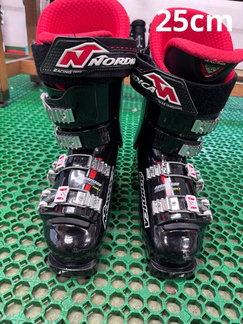 Nordica Dobermann スキーブーツ