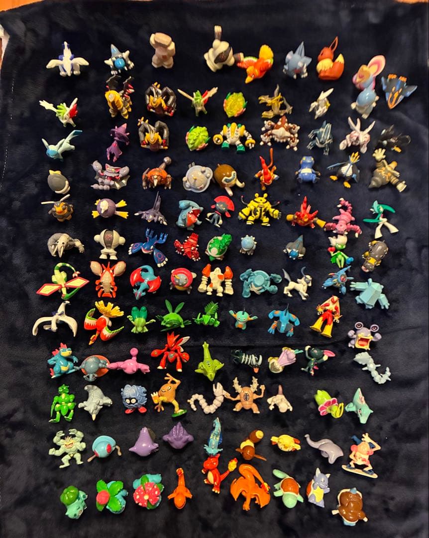 【希少】ポケモン　モンコレ　初代　97体セット＋指人形セット　任天堂　廃盤　レア