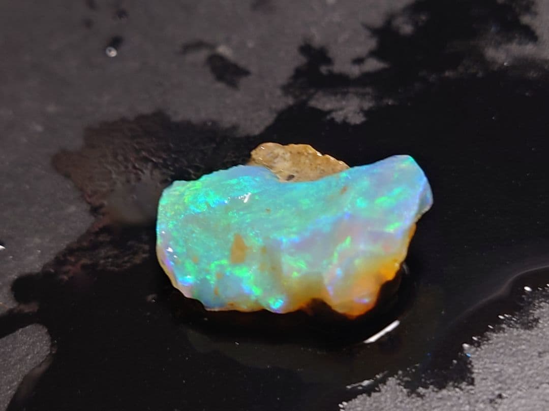 エチオピアウェロ産　チョーク　オパール　原石　鉱物標本