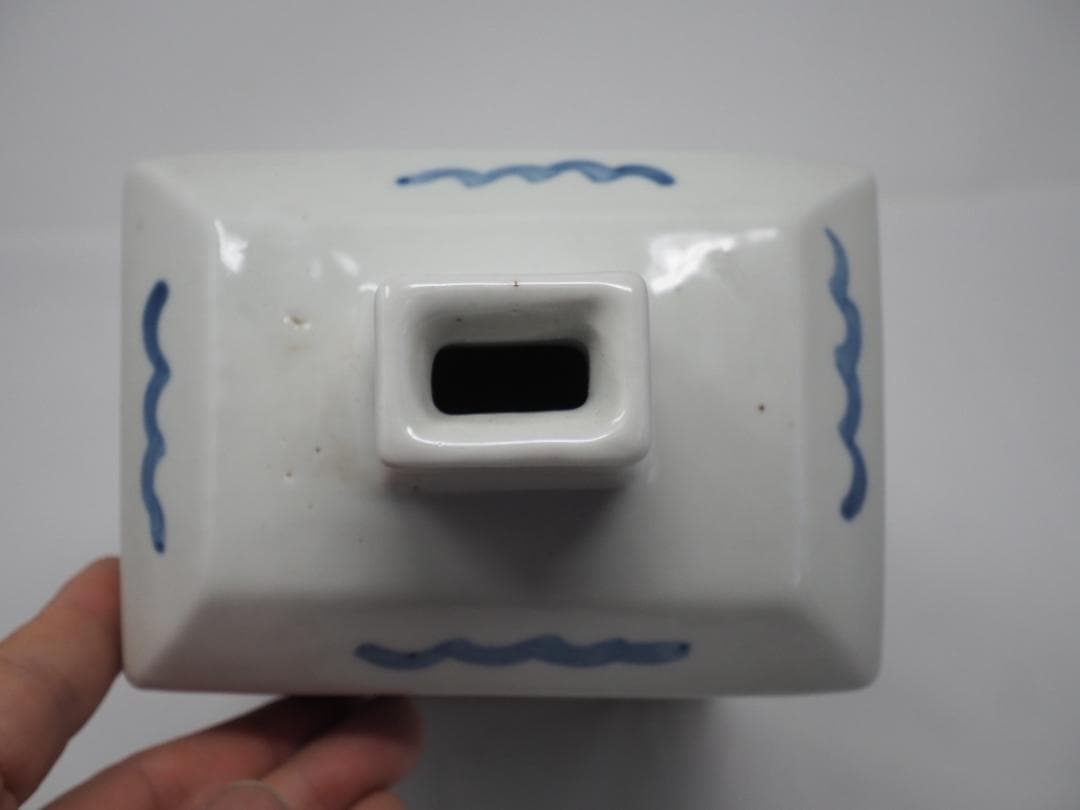 染付兎文白磁徳利　角瓶　李朝　「月夜のうさぎ」　漢詩　-SO